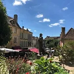 La Maisonnette, Elegant Couple's Retreat