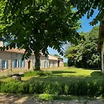 La Maisonnette, Elegant Couple's Retreat Sainte-Colombe-de-Duras