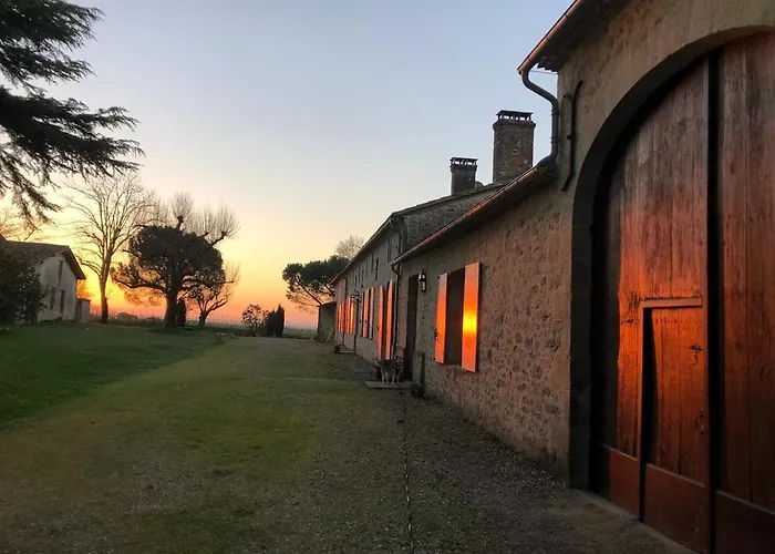 La Maisonnette, Elegant Couple's Retreat Sainte-Colombe-de-Duras