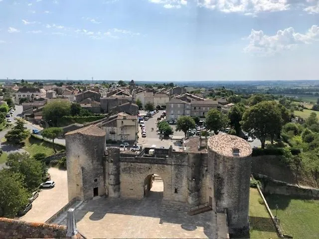 La Maisonnette, Elegant Couple's Retreat *