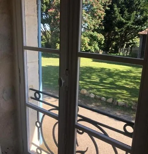 La Maisonnette, Elegant Couple's Retreat